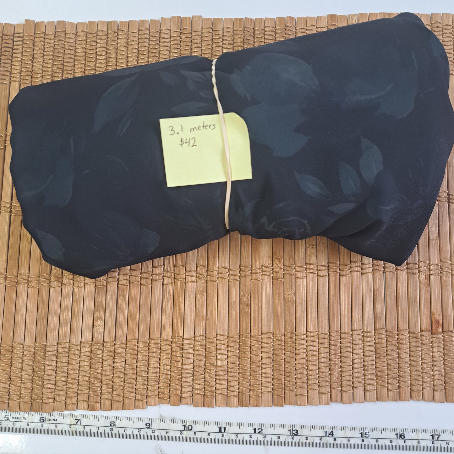 Moss crepe polyester, 3.1 meters