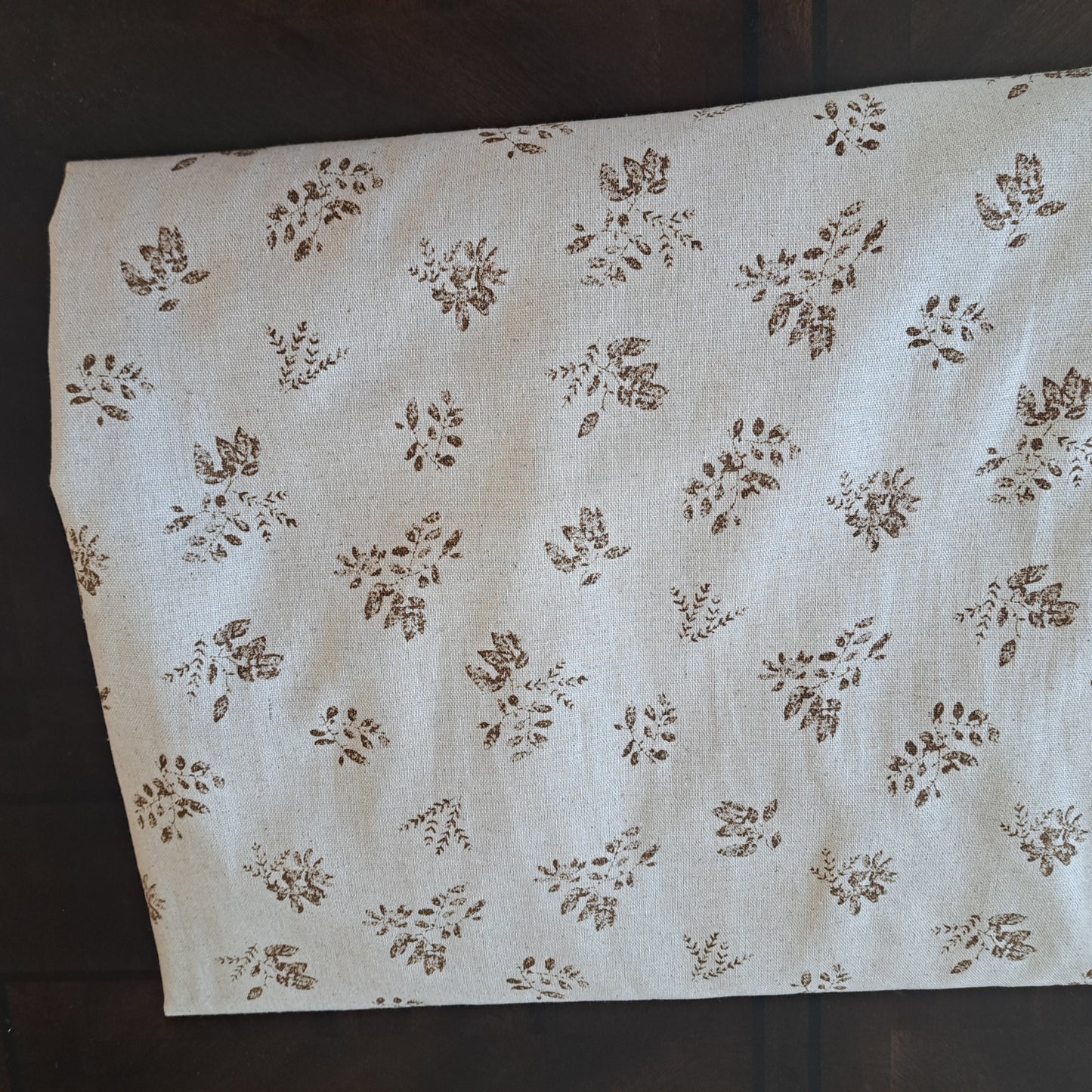 Vintage floral, Linen/cotton blend, SOLD BY HALF METERS