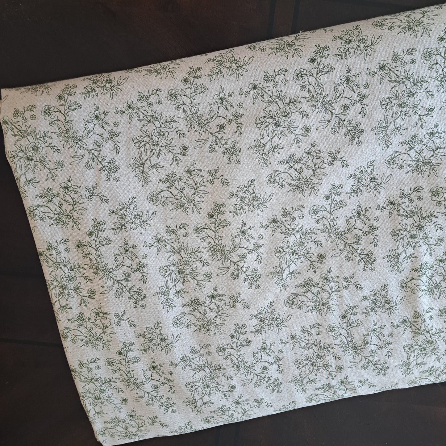 Vintage floral, Linen/cotton blend, SOLD BY HALF METERS
