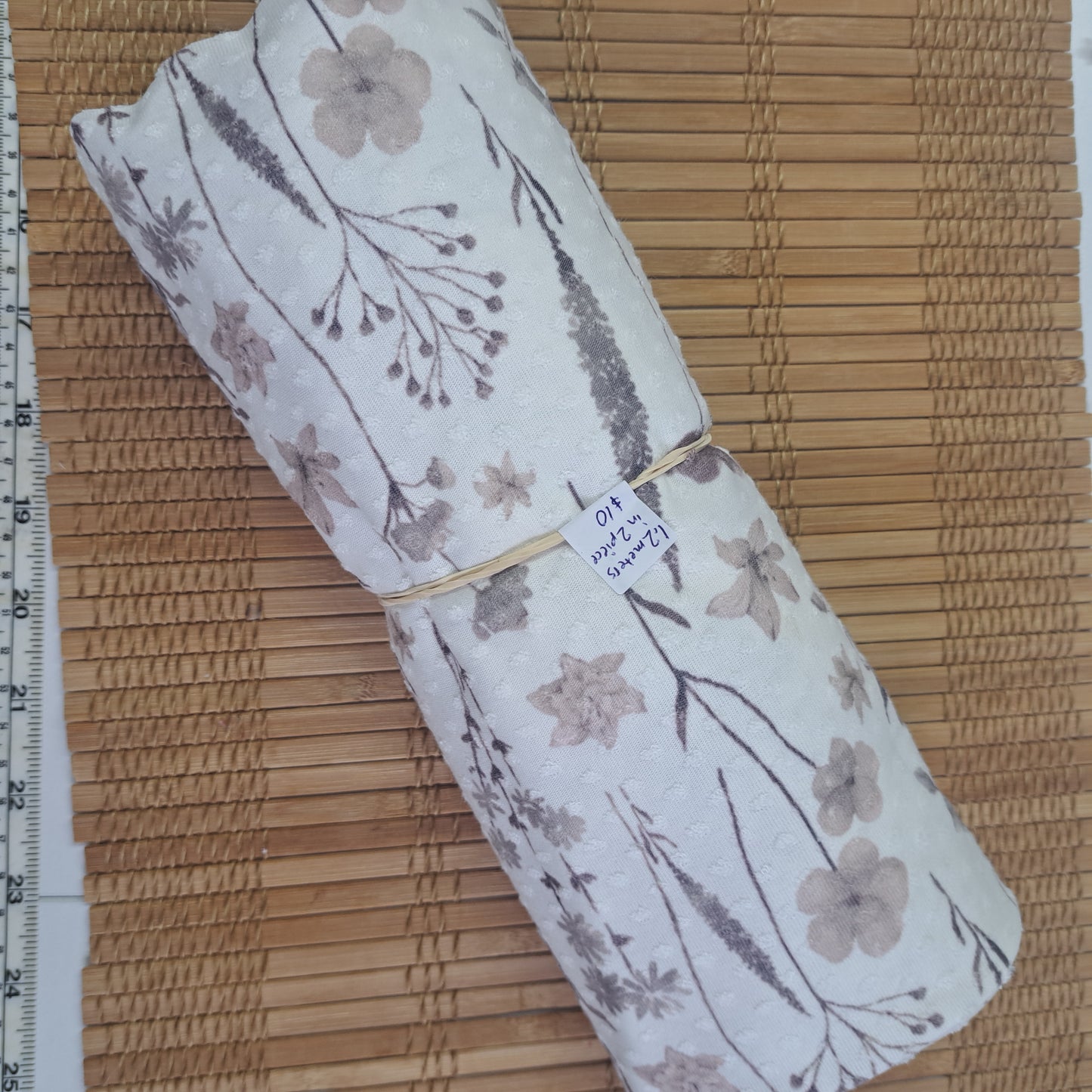 Swiss dot knit, 1.2 meters